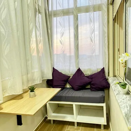 Eta Modern And Cozy - Near Delijorgji Apartment